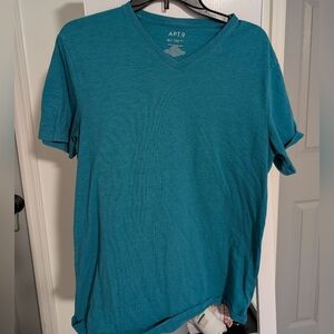 ✨2 For $8✨ Short Sleeve Teal V-Neck Tee